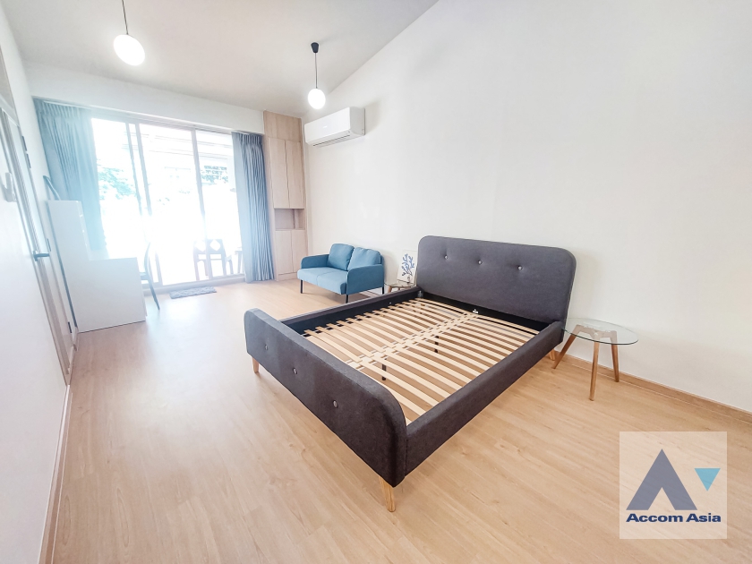 47  4 br House for rent and sale in Sukhumvit ,Bangkok BTS Thong Lo AA35744