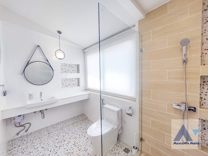 49  4 br House for rent and sale in Sukhumvit ,Bangkok BTS Thong Lo AA35744