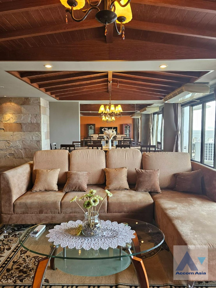 15  1 br Condominium For Sale in Silom ,Bangkok BTS Surasak at Nusa State Tower AA35749