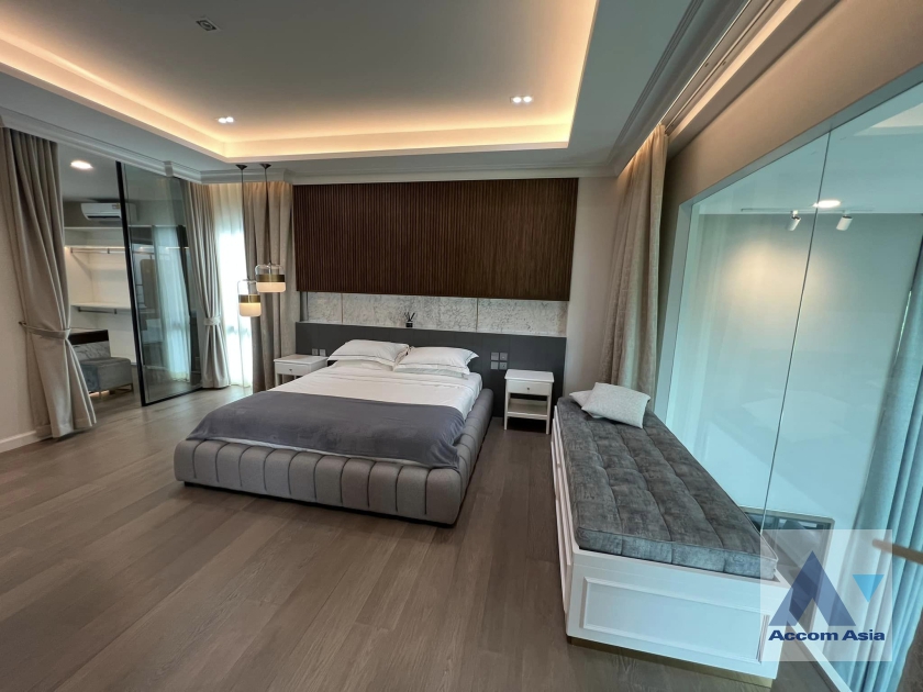 10  4 br House for rent and sale in Latkrabang ,Bangkok ARL Ban Thap Chang at Nantawan Rama 9-Srinakarin AA35751