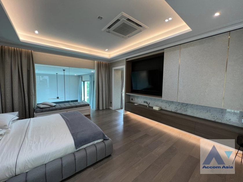 11  4 br House for rent and sale in Latkrabang ,Bangkok ARL Ban Thap Chang at Nantawan Rama 9-Srinakarin AA35751