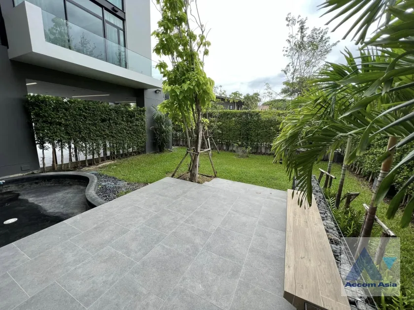 unit 4 Bedrooms  House For Rent & Sale in Latkrabang, Bangkok  near ARL Ban Thap Chang (AA35751)