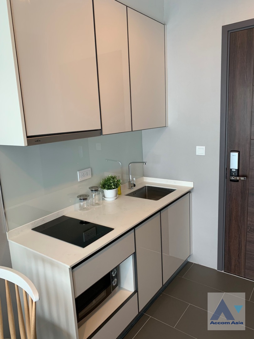 5  1 br Condominium For Sale in Sukhumvit ,Bangkok BTS Ekkamai at C Ekkamai AA35770