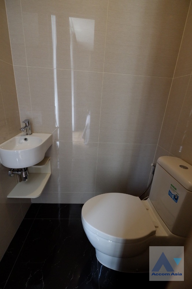 6  1 br Condominium For Sale in Sukhumvit ,Bangkok BTS Phrom Phong at Park Origin Phrom Phong AA35772