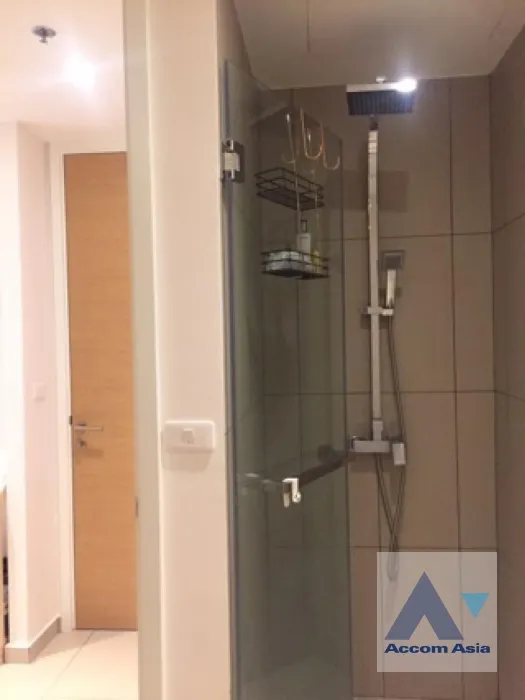 8  1 br Condominium For Sale in Sukhumvit ,Bangkok BTS Ekkamai at The Lofts Ekkamai  AA35773