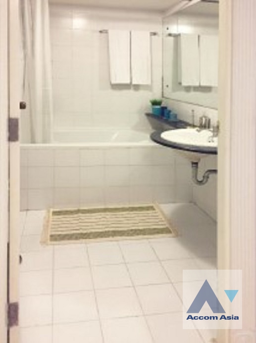 9  1 br Condominium For Sale in Sukhumvit ,Bangkok BTS Thong Lo at Raintree Villa AA35796