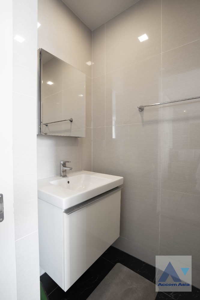 9  1 br Condominium For Sale in Sukhumvit ,Bangkok BTS Phrom Phong at Park Origin Phrom Phong AA35803