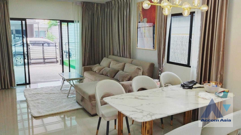 5  3 br Townhouse For Rent in Ratchadaphisek ,Bangkok MRT Sutthisan at The Connect UP 3 AA35835