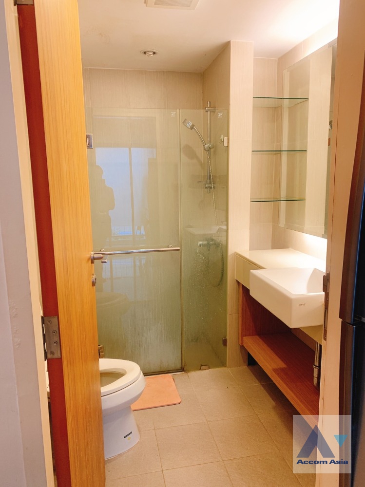 6  1 br Condominium For Sale in Sukhumvit ,Bangkok BTS Ekkamai at Zenith Place Sukhumvit 42 AA35847