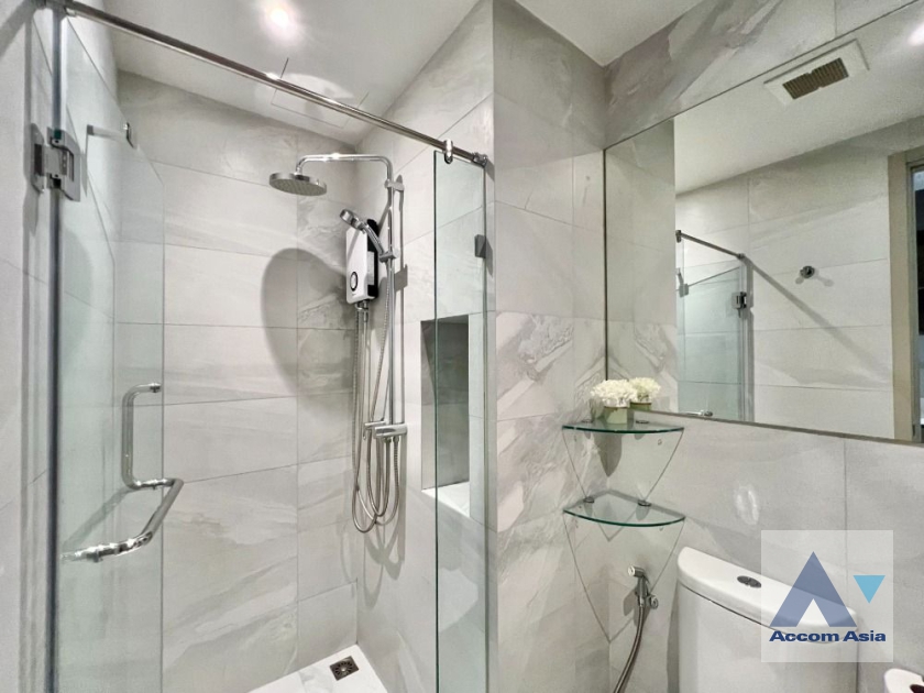 8  1 br Condominium For Sale in Sukhumvit ,Bangkok BTS Ekkamai at Rhythm Ekkamai AA35860