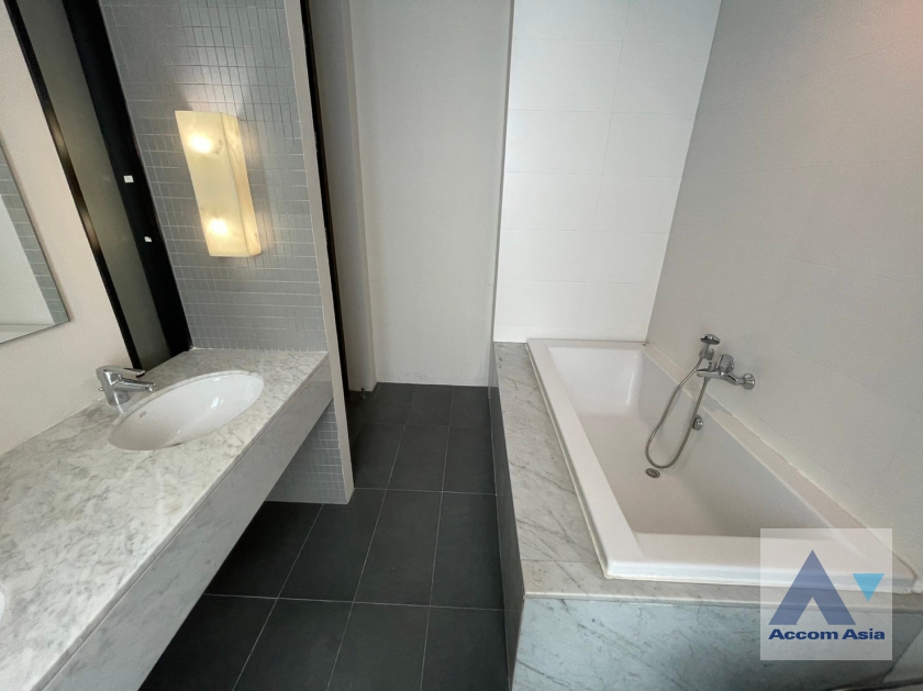 33  3 br Apartment For Rent in Sukhumvit ,Bangkok BTS Thong Lo at Comfort Residence in Thonglor AA35878