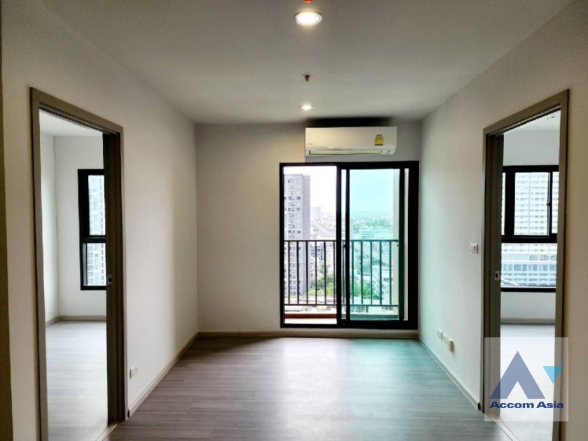 1  2 br Condominium For Sale in Phaholyothin ,Bangkok  at The Parkland Charan-Pinklao AA35897