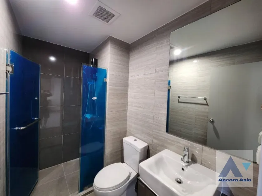 7  2 br Condominium For Sale in Phaholyothin ,Bangkok  at The Parkland Charan-Pinklao AA35897