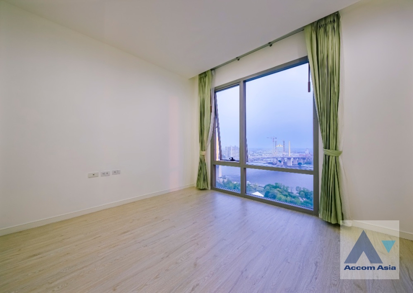 8  2 br Condominium For Sale in Rama 3 ,Bangkok BRT Rama IX Bridge at Star View Condominium AA35911