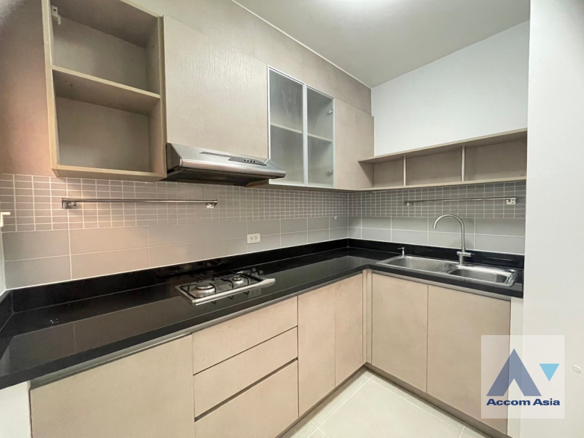 7  4 br House for rent and sale in Phaholyothin ,Bangkok MRT Lat Phrao AA35914