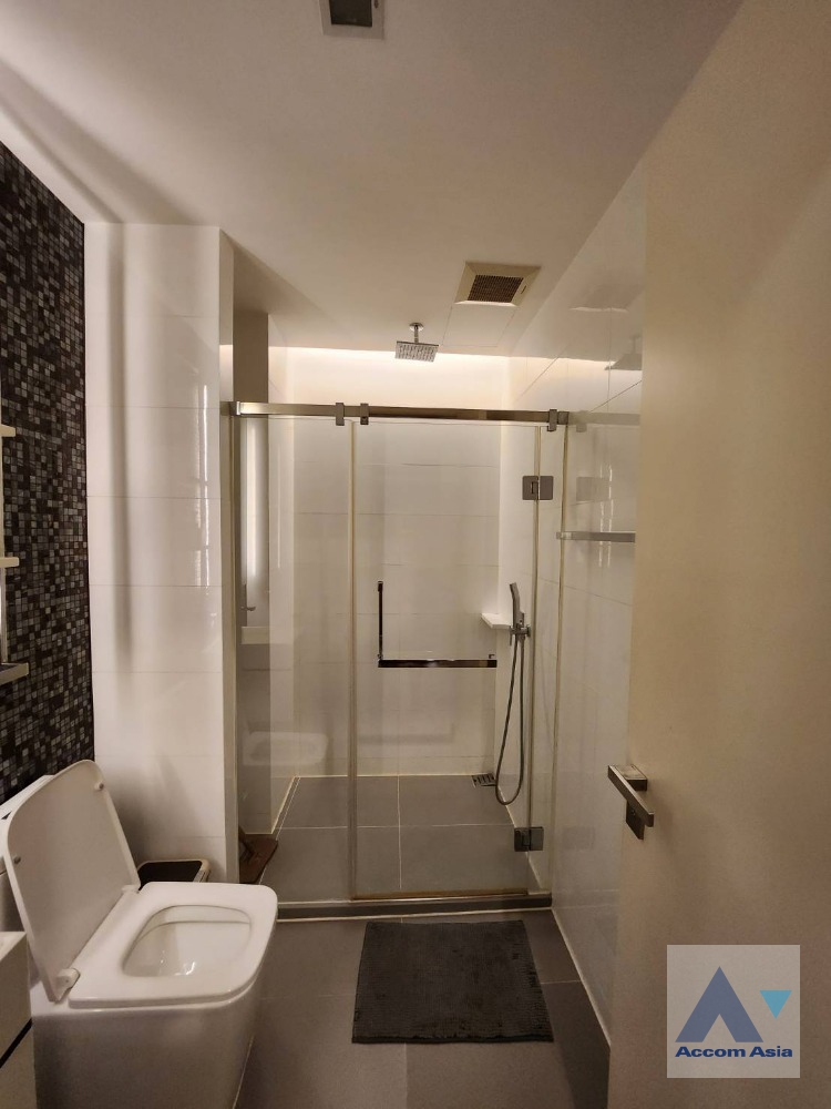11  1 br Condominium For Sale in Sukhumvit ,Bangkok BTS Phra khanong at The Room Sukhumvit 69 AA35926