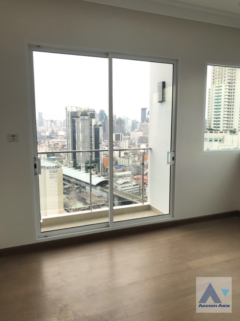  2  2 br Condominium For Sale in Phaholyothin ,Bangkok BTS Victory Monument at Supalai Elite Phayathai AA35932