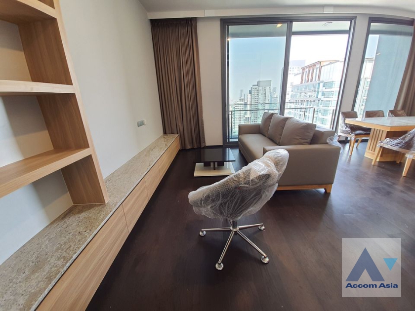Fully Furnished |  LAVIQ Sukhumvit 57 Condominium  2 Bedroom for Sale & Rent BTS Phrom Phong in Sukhumvit Bangkok