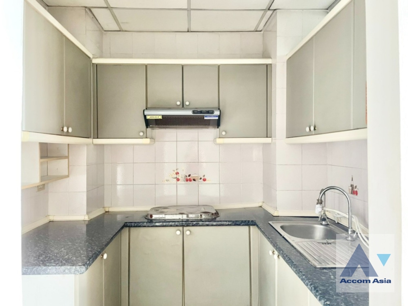  1  1 br Condominium For Sale in Phaholyothin ,Bangkok BTS Phaya Thai - ARL Phayathai at Phayathai Plaza AA35946