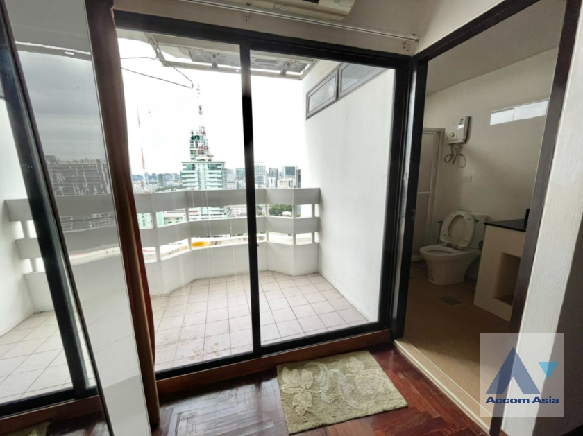 8  1 br Condominium For Sale in Phaholyothin ,Bangkok BTS Phaya Thai - ARL Phayathai at Phayathai Plaza AA35946
