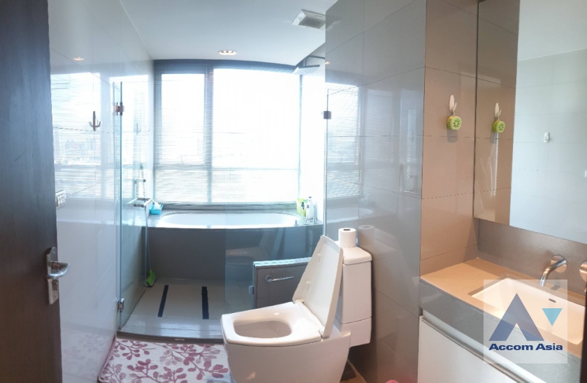 7  2 br Condominium For Sale in Phaholyothin ,Bangkok BTS Phaya Thai at The Address Phayathai AA35954