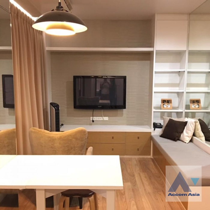  1  2 br Condominium For Sale in Phaholyothin ,Bangkok BTS Phaya Thai at Pathumwan Resort AA35955