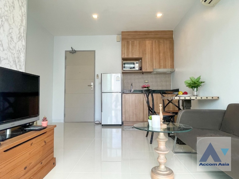  1  1 br Condominium For Sale in Phaholyothin ,Bangkok ARL Lat krabang at Ideo Verve Ratchaparop AA35961