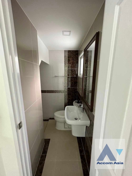 7  4 br House For Rent in Samutprakan ,  at Bangna 5 AA35969