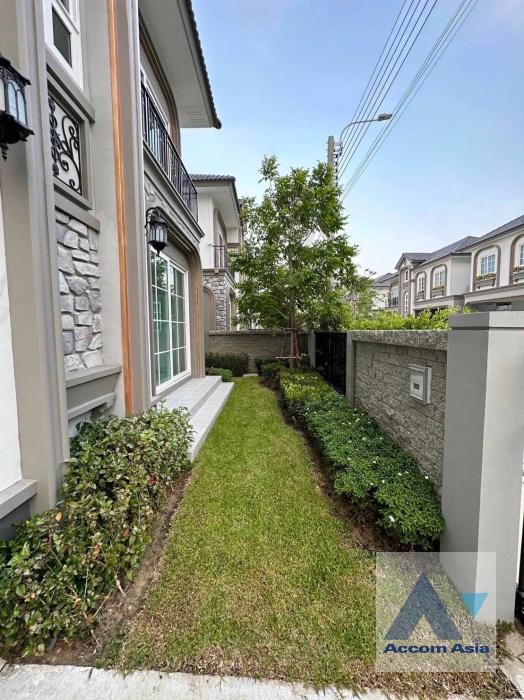  1  4 br House For Rent in Samutprakan ,  at Bangna 5 AA35969