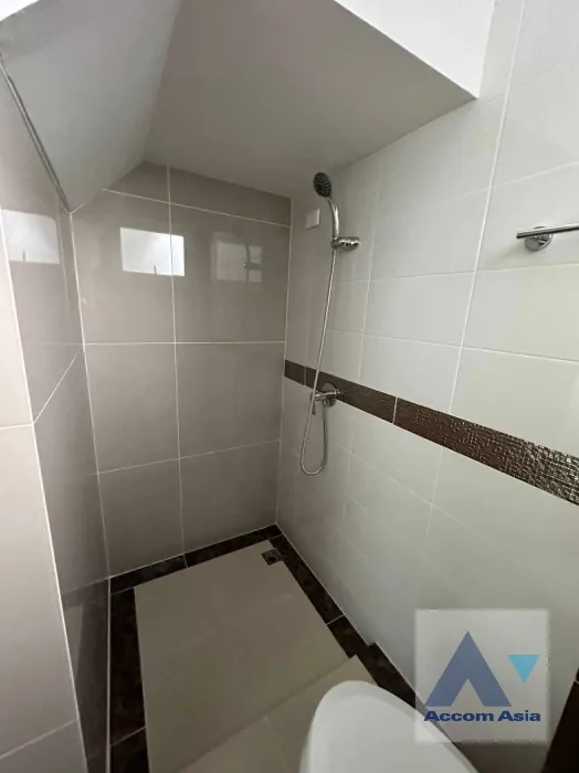 6  4 br House For Rent in Samutprakan ,  at Bangna 5 AA35969