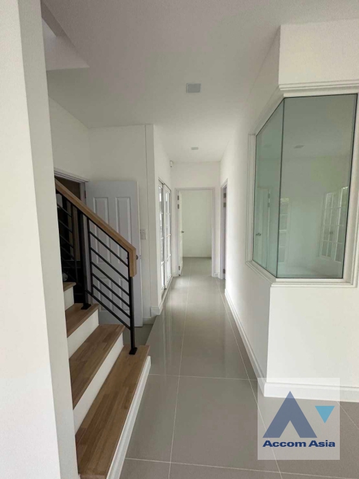 4  4 br House For Rent in Samutprakan ,  at Bangna 5 AA35969