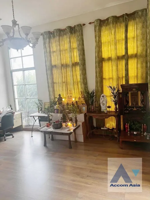 unitHome Office, Corner Unit, Pet friendly |  4 Bedrooms  House For Rent in Rama 3, Bangkok  (AA35973)
