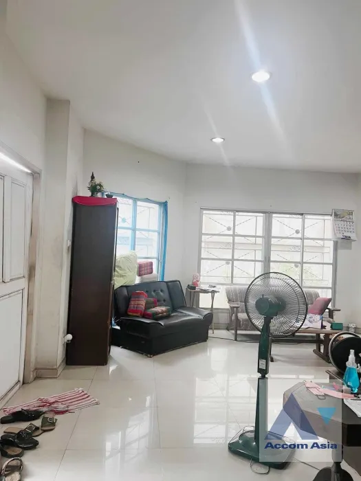 unitHome Office, Corner Unit, Pet friendly |  4 Bedrooms  House For Rent in Rama 3, Bangkok  (AA35973)