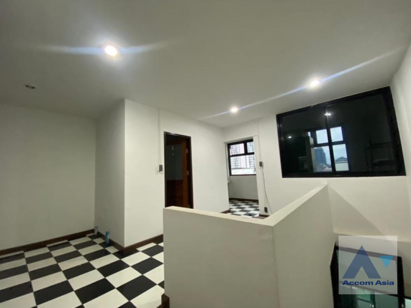 8  5 br Townhouse For Rent in Sukhumvit ,Bangkok BTS Ekkamai at Park Avenue AA35997