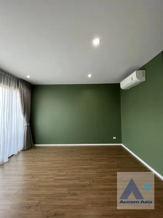 6  3 br Townhouse For Rent in Krungthep Kreetha ,Bangkok  at Newly modern style living place AA36002