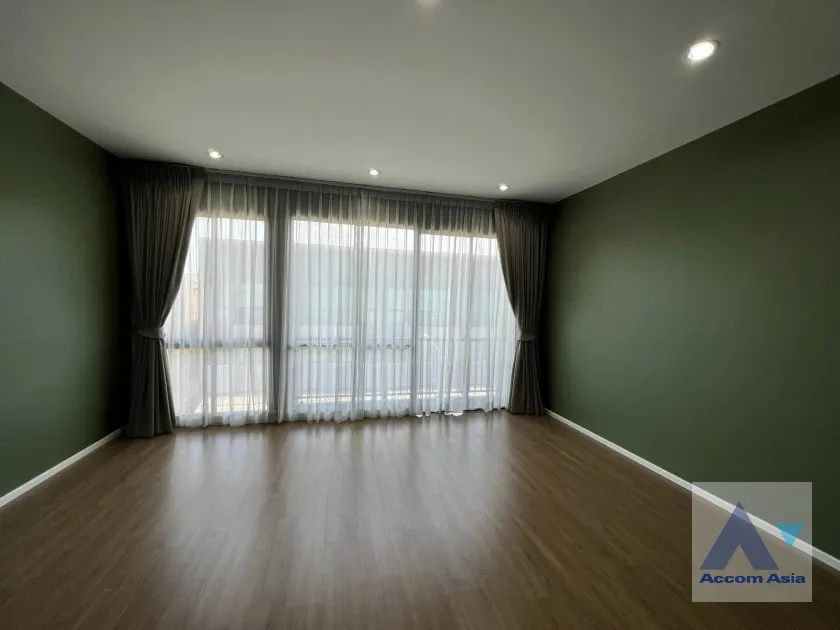 7  3 br Townhouse For Rent in Krungthep Kreetha ,Bangkok  at Newly modern style living place AA36002