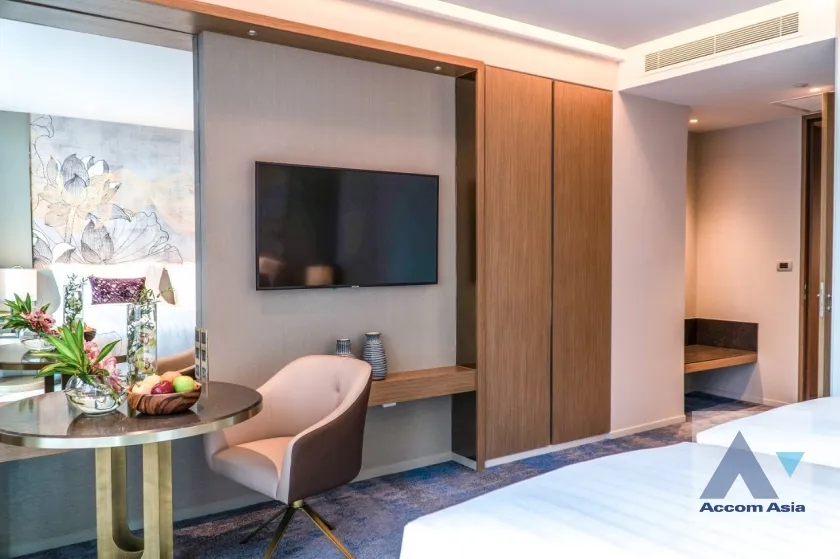 unit 3 Bedrooms  Apartment For Rent in Phaholyothin, Bangkok  near BTS Ratchathewi (AA36004)