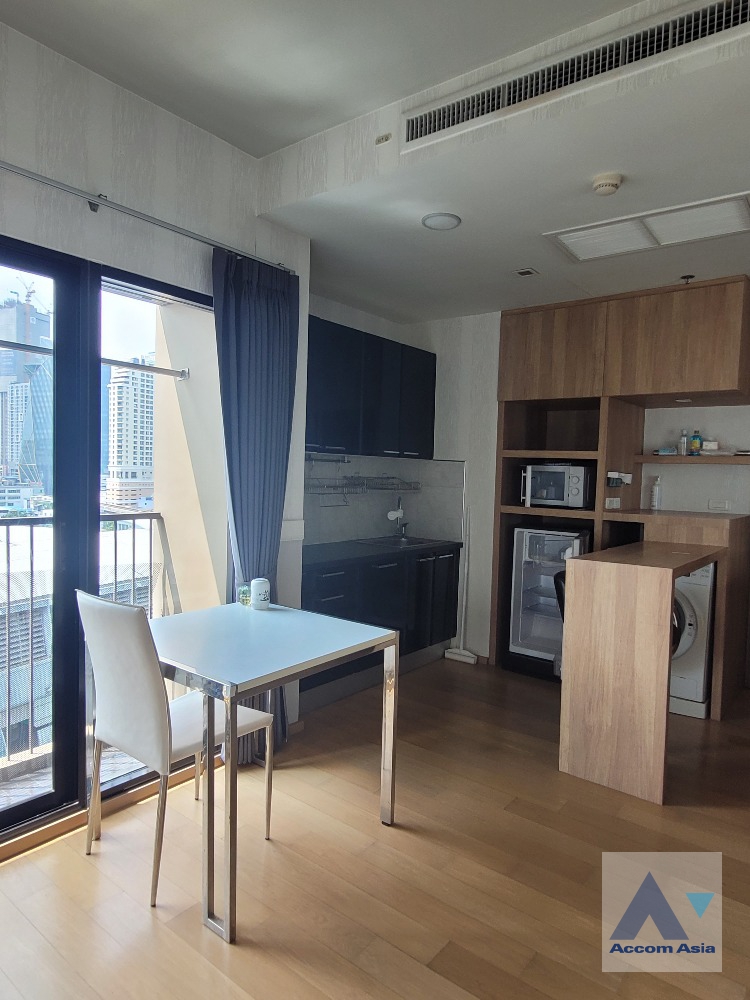 4  1 br Condominium For Sale in Phaholyothin ,Bangkok BTS Phaya Thai - ARL Phayathai at Noble Revent AA36007