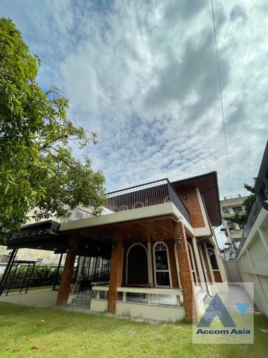 7  4 br House For Rent in Phaholyothin ,Bangkok ARL Makkasan - BTS Victory Monument AA36013