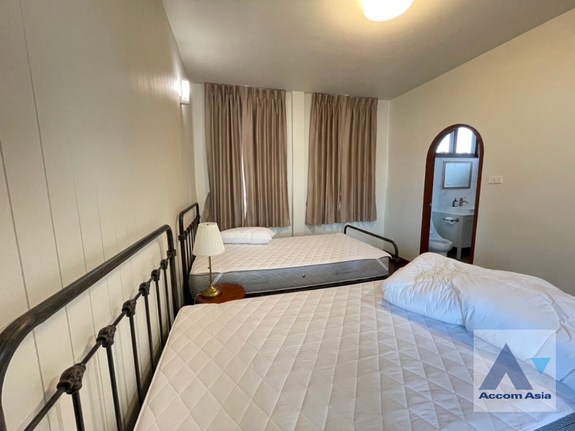 19  4 br House For Rent in Phaholyothin ,Bangkok ARL Makkasan - BTS Victory Monument AA36013