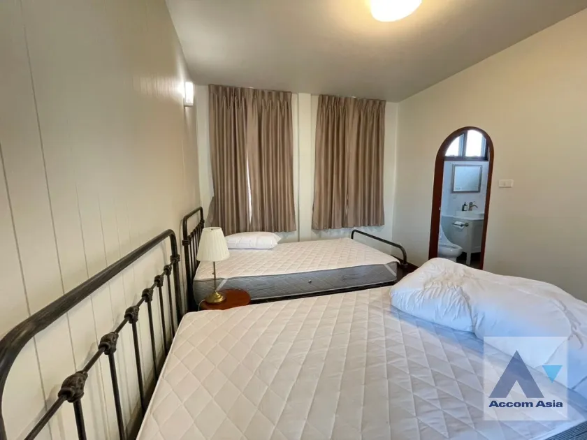 19  4 br House For Rent in Phaholyothin ,Bangkok ARL Makkasan - BTS Victory Monument AA36013