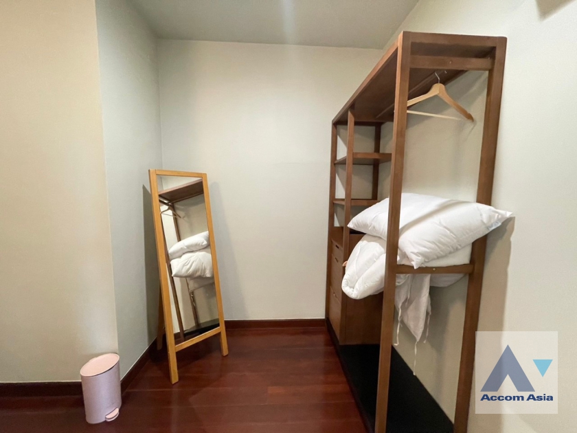 21  4 br House For Rent in Phaholyothin ,Bangkok ARL Makkasan - BTS Victory Monument AA36013