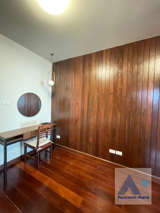 42  4 br House For Rent in Phaholyothin ,Bangkok ARL Makkasan - BTS Victory Monument AA36013