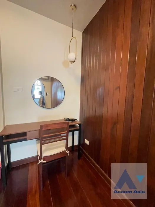 36  4 br House for rent and sale in Phaholyothin ,Bangkok ARL Makkasan - BTS Victory Monument AA36013