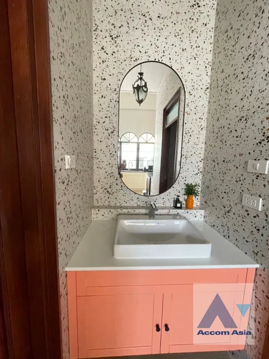 45  4 br House for rent and sale in Phaholyothin ,Bangkok ARL Makkasan - BTS Victory Monument AA36013