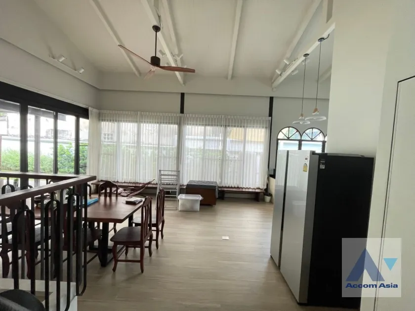39  4 br House for rent and sale in Phaholyothin ,Bangkok ARL Makkasan - BTS Victory Monument AA36013