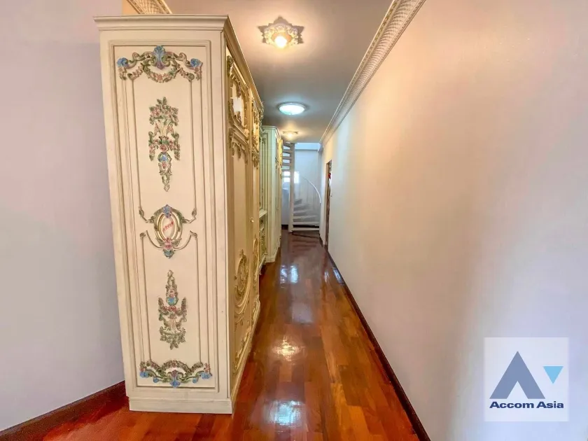 19  4 br House for rent and sale in  ,Bangkok  at Home One  AA36015