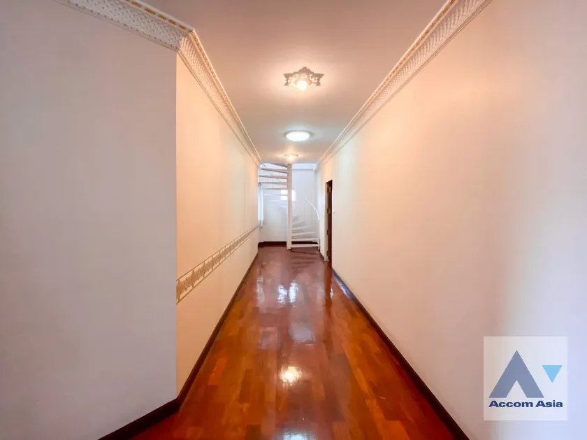 16  4 br House for rent and sale in  ,Bangkok  at Home One  AA36015