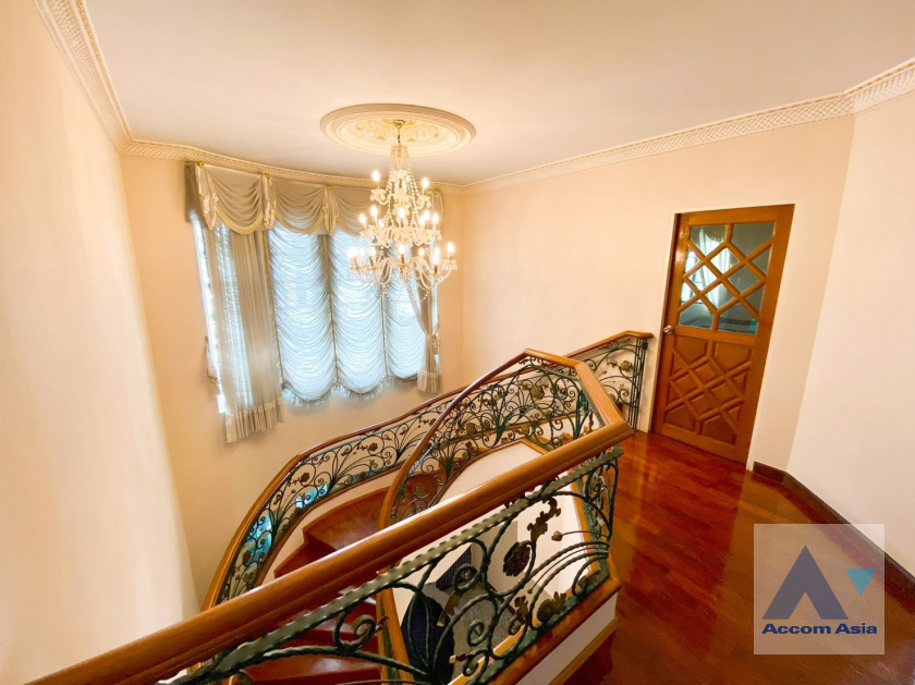 13  4 br House for rent and sale in  ,Bangkok  at Home One  AA36015