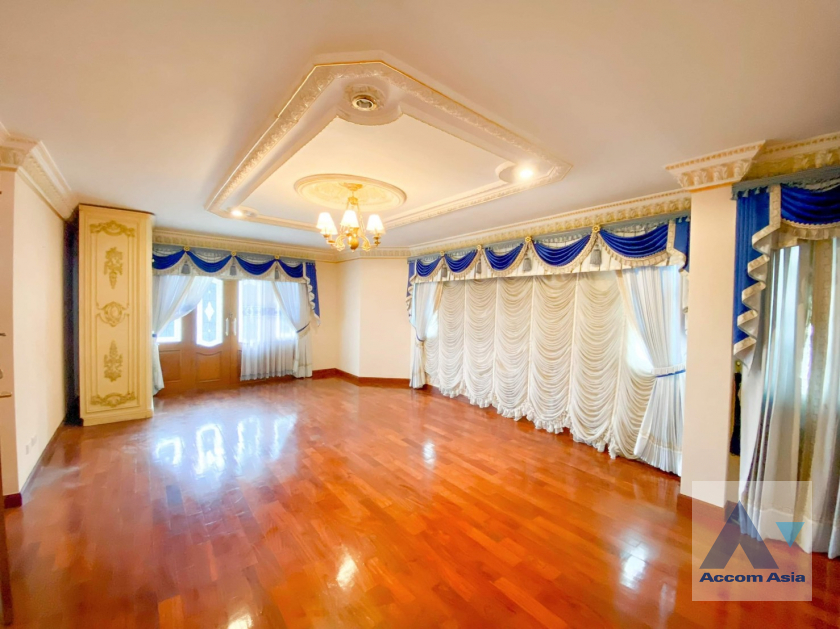 15  4 br House for rent and sale in  ,Bangkok  at Home One  AA36015